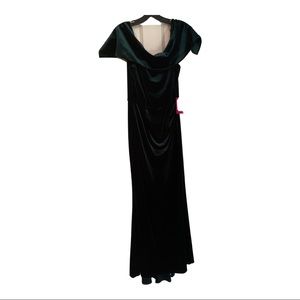 Vince Camuto Dark Green Velvet Gown Size 14